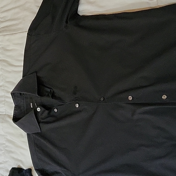 Black designer dree shirt - Picture 2 of 4